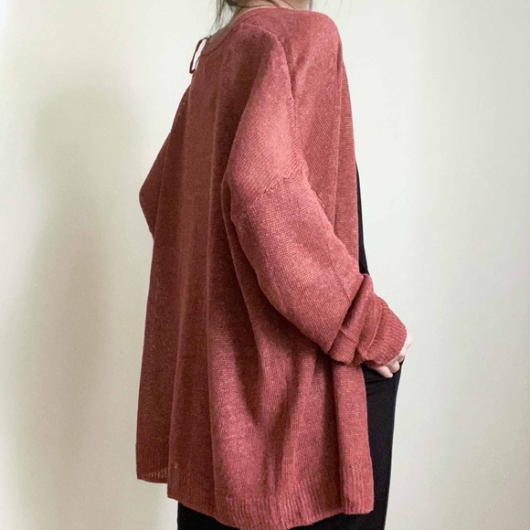 NWT oversized button linen cardigan in brick - Picture 9 of 10